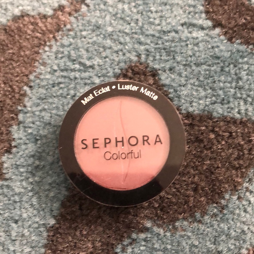 Never used Sephora eyeshadow. Red wine color.